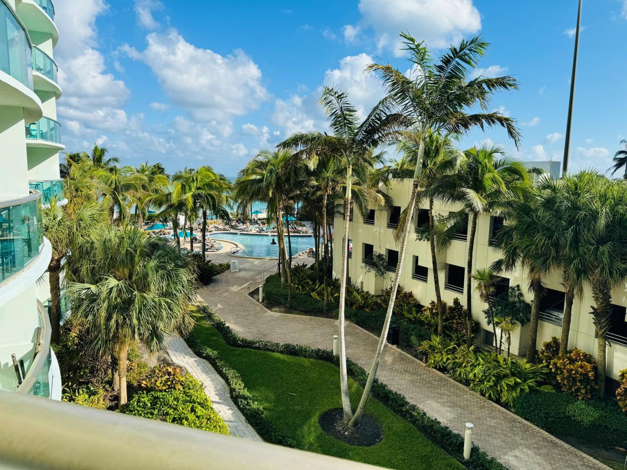 Miami Hollywood Condo For 4 People 001-21Vic Екстериор снимка