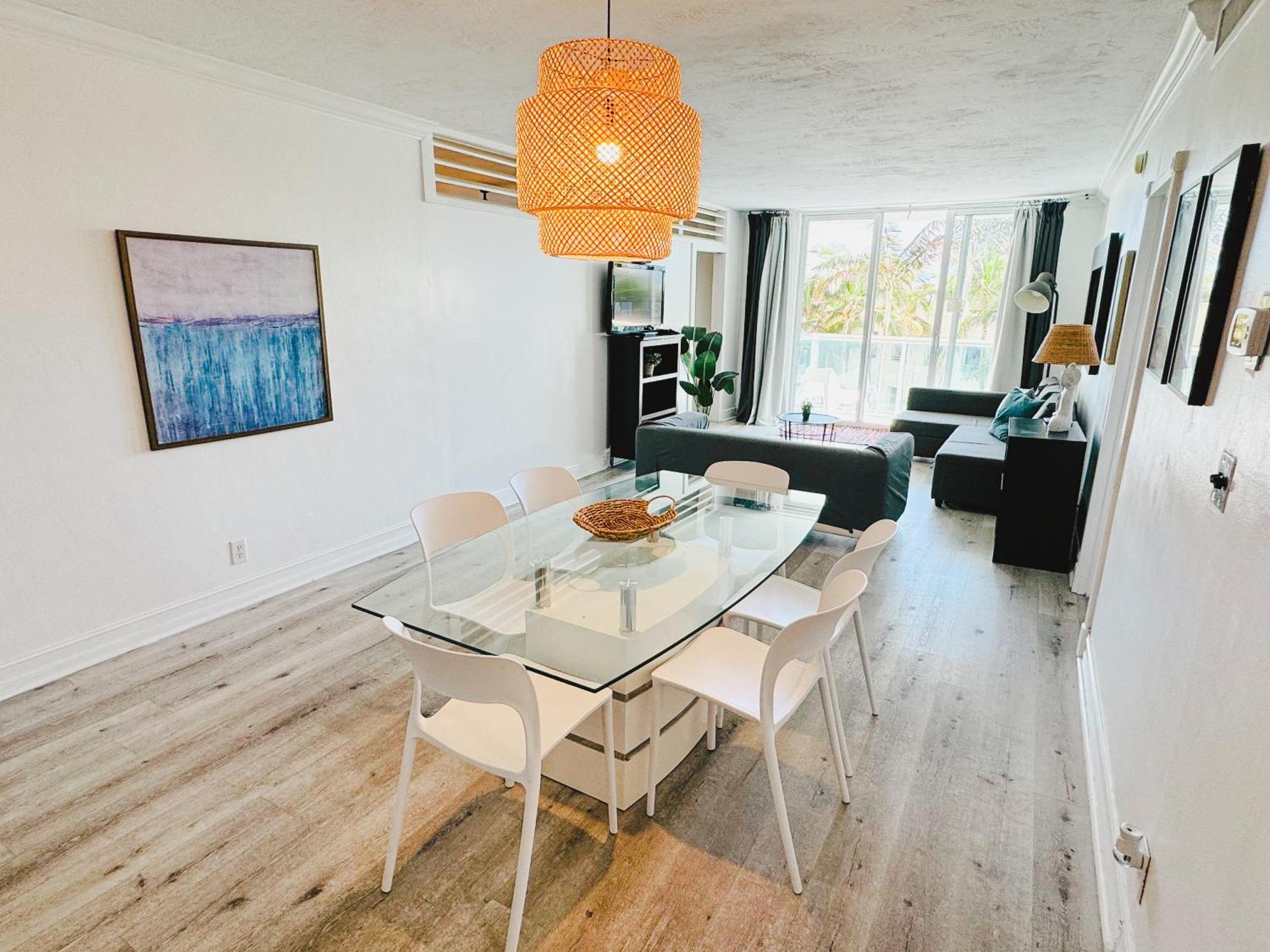 Miami Hollywood Condo For 4 People 001-21Vic Екстериор снимка